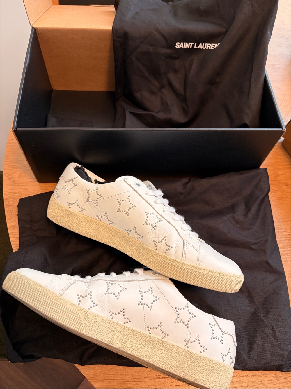 Saint Laurent White Leather Low-Top Sneakers with Studded Star Detail